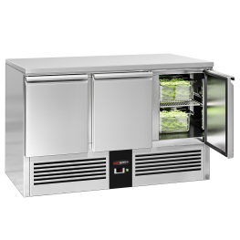 Холодильний стіл саладетта PREMIUM 1,37 x 0,7 m / 3 двері / 368 л GGM Gastro