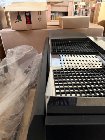 Кавова машина Grace з цифровим дисплеєм - 2 групи - з системою попередньої інфузії - чорна - 6