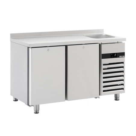 Холодильный стол – 1,43 x 0,7 m – 2 стеклянных дверей, 1 с раковиной справа и с бортом – 270 Л GGM Gastro - 2