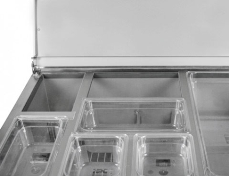 Саладетта PREMIUM - 1,37 x 0,7 m - 3 скляних дверей GGM Gastro - 8