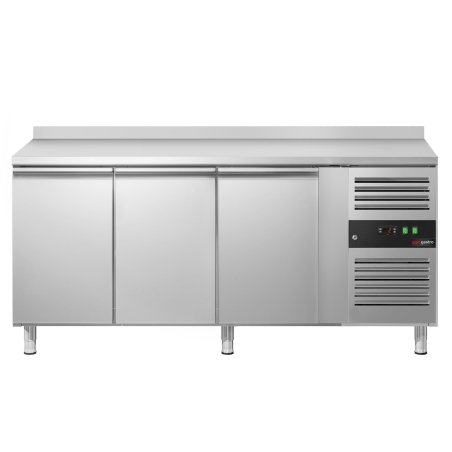 Холодильный стол с бортом ЕСО - 1,8 x 0,7 m / 3 двери GGM Gastro - 5