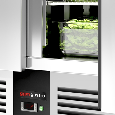 Саладетта со стекл.витриной PREMIUM 1,37 x 0,7 m - 3 стекл.двери / объем: 368л GGM Gastro - 11