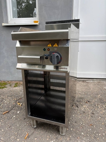 Жарова поверхня електрична - гладка - з глянцевим покриттям (4,8 kW) GGM Gastro - 2