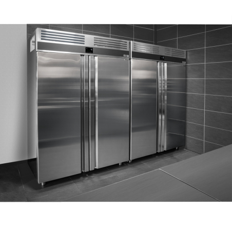 Холодильна шафа / 1400- літрів / кількість дверей- 6 / GGM Gastro - 9